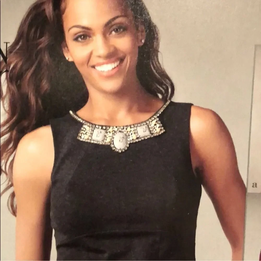 Cabi #508 Sleeveless Embellished Top Gray Size 4 - Picture 4 of 11